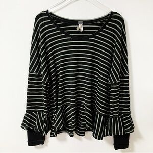 We the Free | Striped Round About Top L